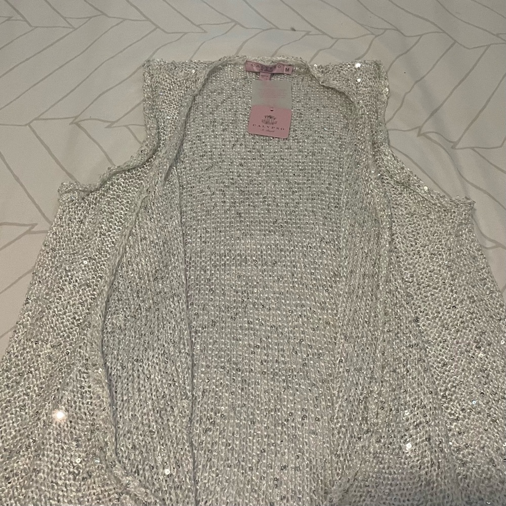 New, never worn Calypso St.Barth knit sleeveless cardigan white silver size M